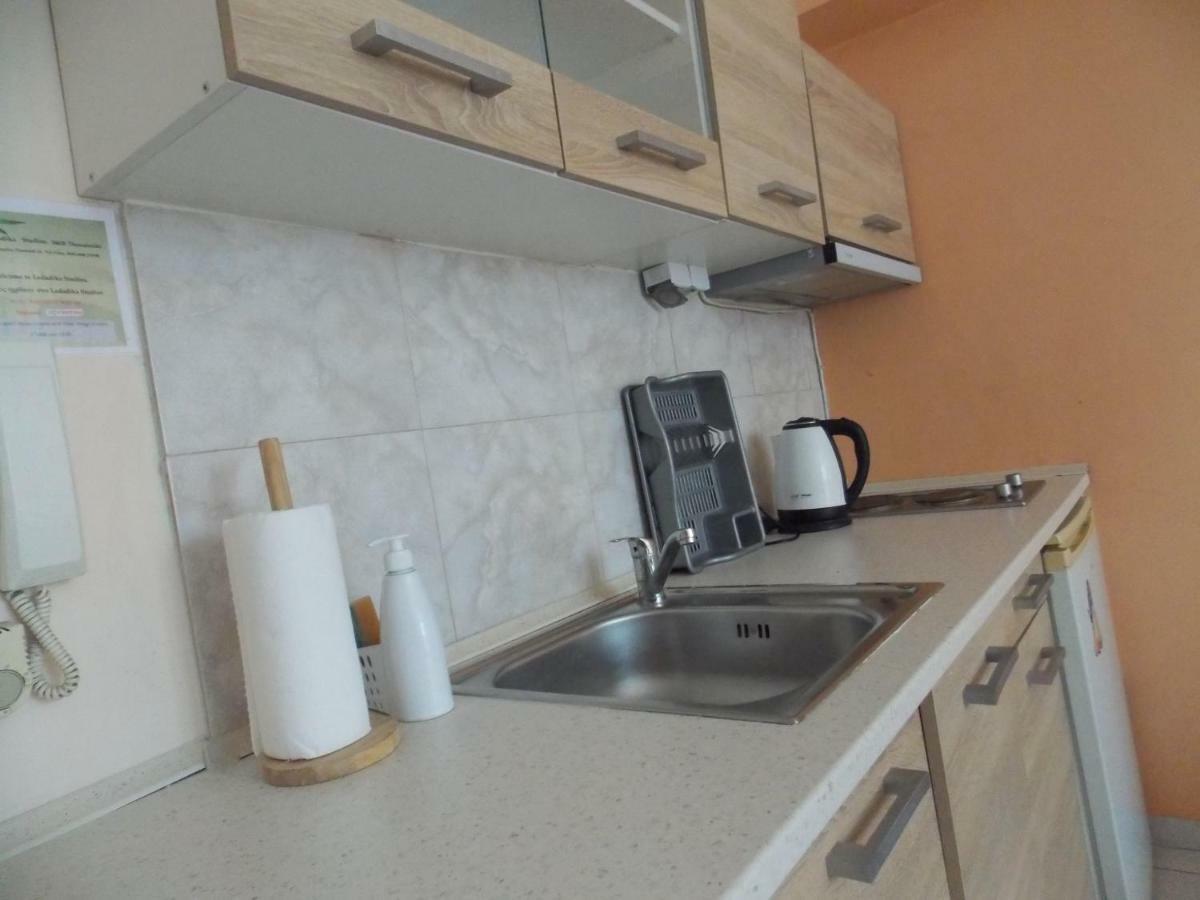 סלוניקי Ladadika Studios מראה חיצוני תמונה